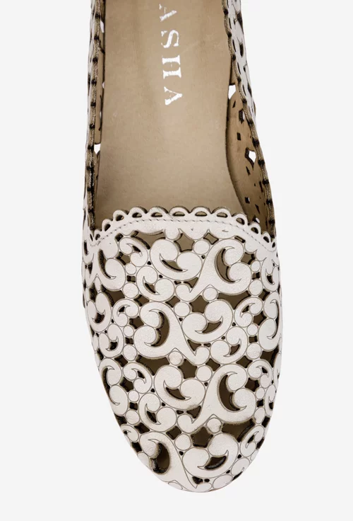 Pantofi dama crem din piele naturala cu model perforat