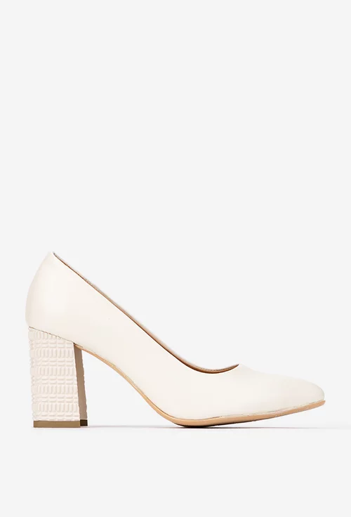 Pantofi dama crem din piele naturala cu toc deosebit