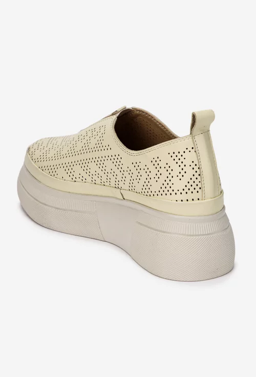 Pantofi dama din piele bej cu model perforat