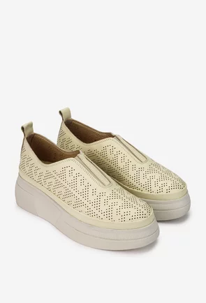 Pantofi dama din piele bej cu model perforat
