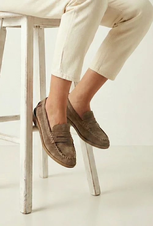 Pantofi dama din piele intoarsa taupe