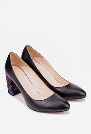 Pantofi dama din piele naturala neagra cu detalii colorate