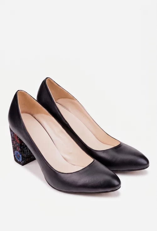 Pantofi dama din piele naturala neagra cu detalii colorate