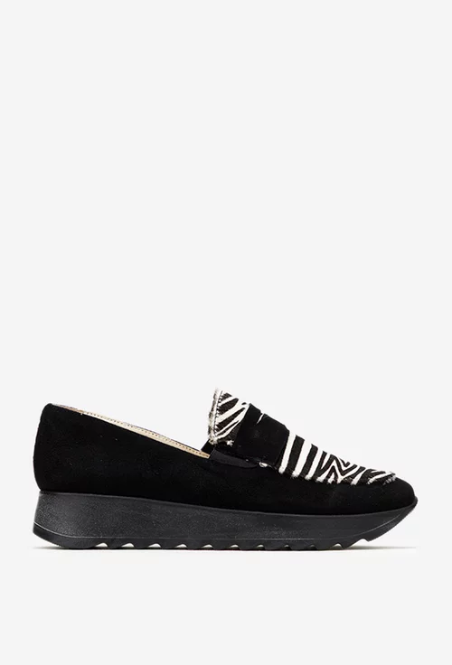 Pantofi dama din piele neagra cu detalii albe picture - 2