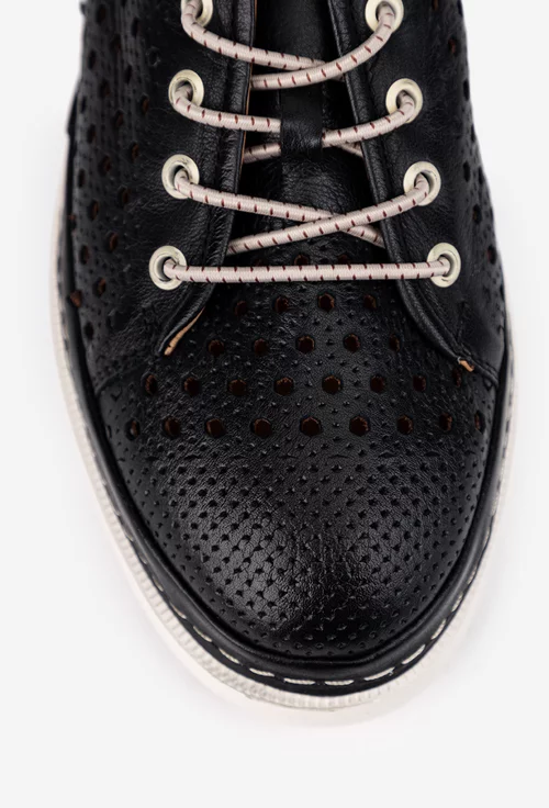 Pantofi dama din piele neagra cu siret elastic si perforatii