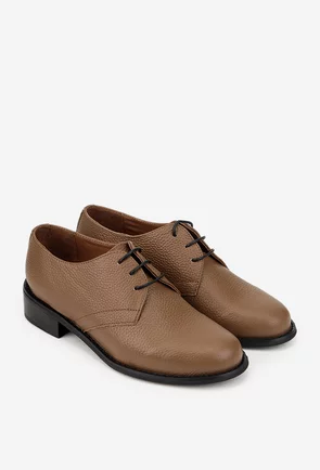 Pantofi dama din piele texturata taupe cu siret
