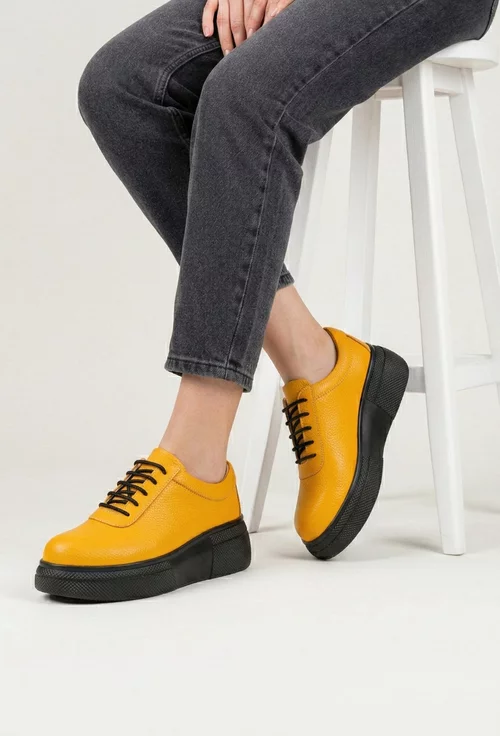 Pantofi dama galbeni din piele texturata