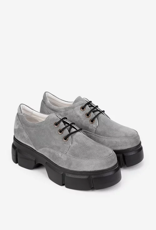 Pantofi dama gri din piele intoarsa cu siret