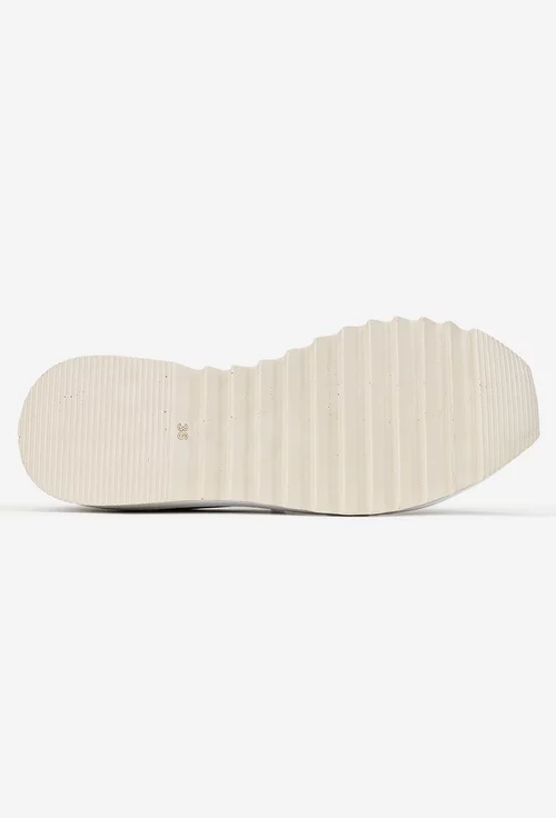 Pantofi dama kaki din piele naturala cu perforatii