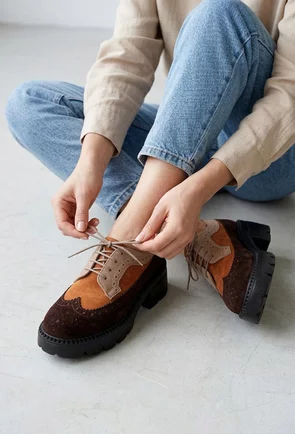 Pantofi dama maro cu bej din piele intoarsa