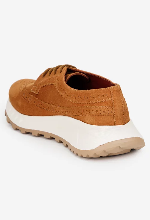 Pantofi dama maro din piele intoarsa cu aspect perforat