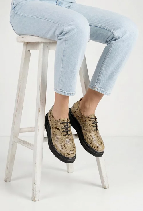 Pantofi dama maro din piele naturala cu imprimeu