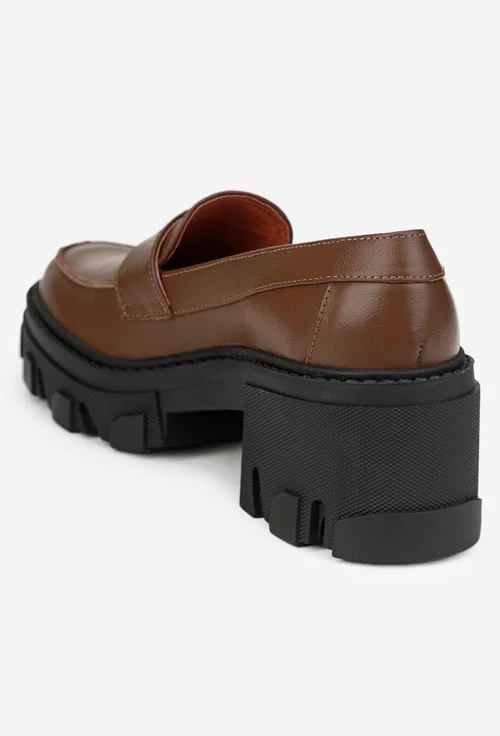 Pantofi dama maro din piele naturala cu ornament picture - 3