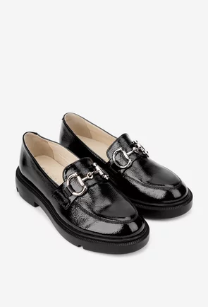 Pantofi dama negri confectionati din piele lacuita