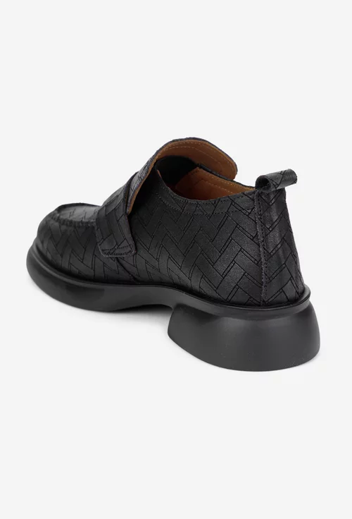 Pantofi dama negri din piele cu model