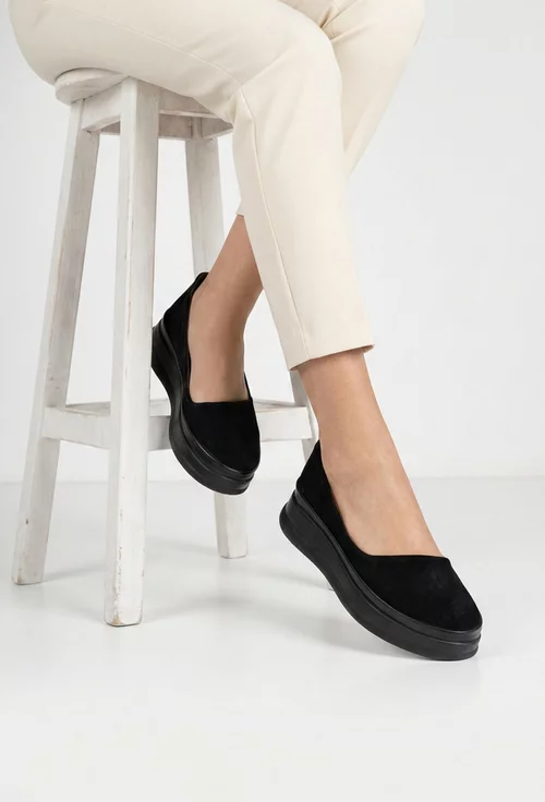 Pantofi dama negri din piele intoarsa