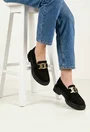 Pantofi dama negri din piele intoarsa cu ornament