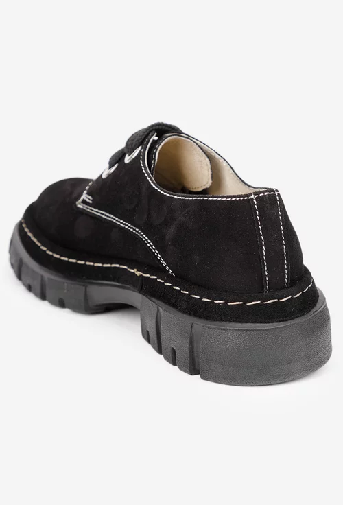 Pantofi dama negri din piele intoarsa cu siret