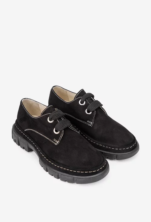 Pantofi dama negri din piele intoarsa cu siret