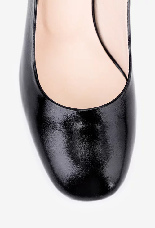 Pantofi dama negri din piele lacuita