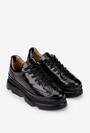 Pantofi dama negri din piele lacuita