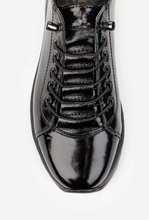 Pantofi dama negri din piele lacuita