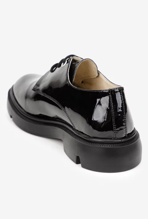 Pantofi dama negri din piele lacuita