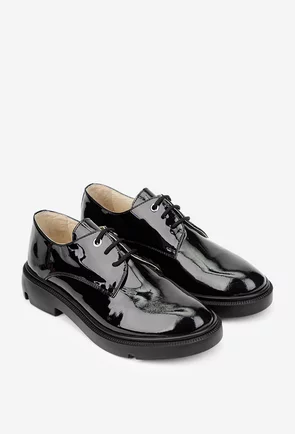 Pantofi dama negri din piele lacuita