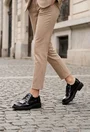 Pantofi dama negri din piele lacuita