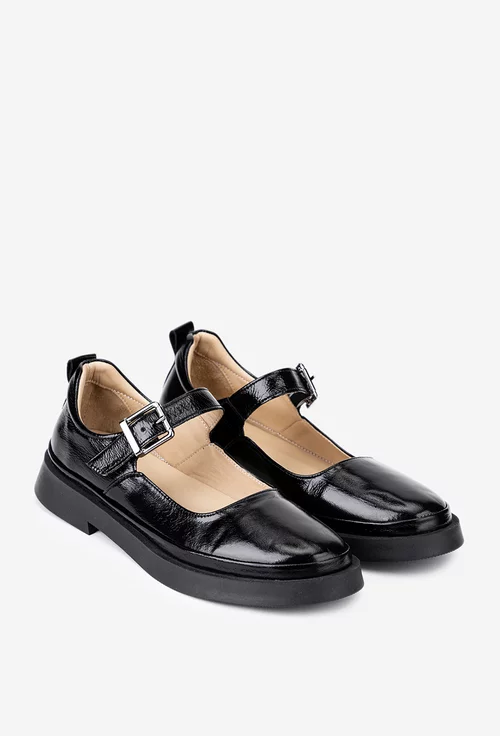 Pantofi dama negri din piele lacuita cu bareta