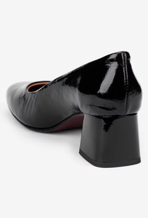 Pantofi dama negri din piele lacuita cu toc