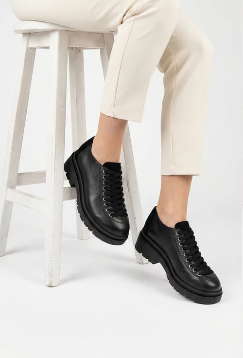 Pantofi dama negri din piele naturala cu insertie din piele intoarsa