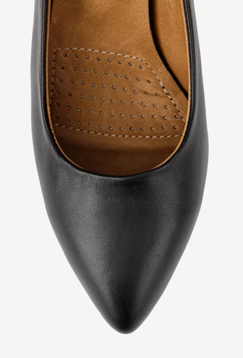 Pantofi dama negri din piele naturala cu model pe toc