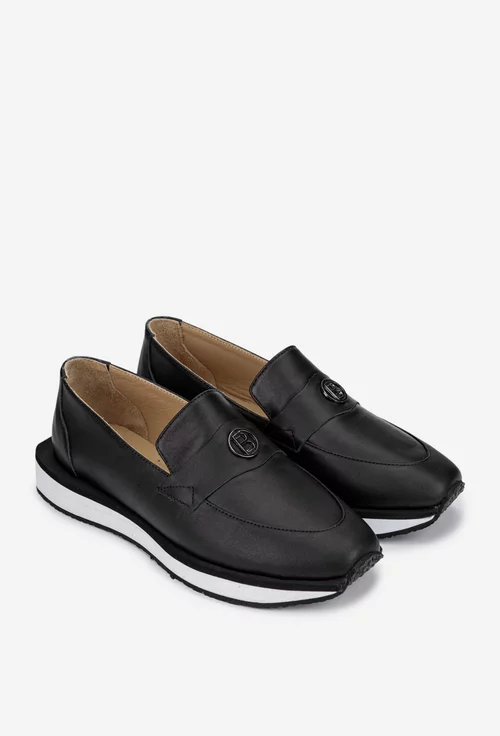 Pantofi dama negri din piele naturala cu ornament