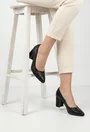 Pantofi dama negri din piele naturala cu toc deosebit si model