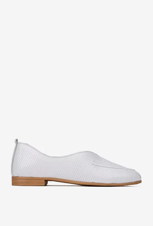 Pantofi dama NUR albi din piele cu aspect perforat