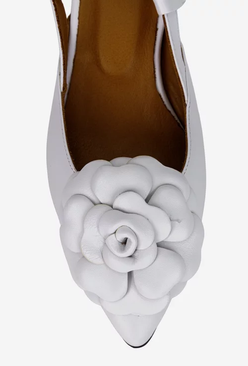 Pantofi dama NUR albi din piele naturala cu floare