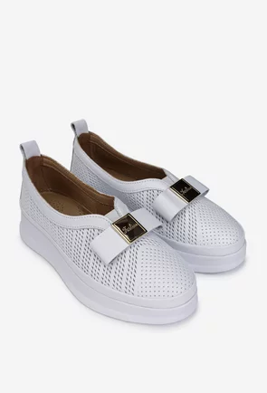 Pantofi dama NUR albi din piele naturala cu ornament