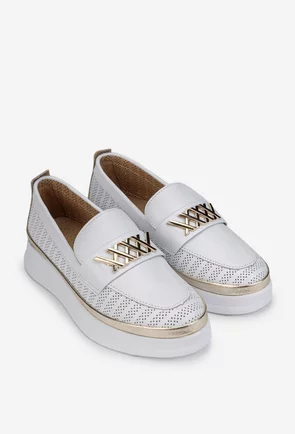 Pantofi dama NUR albi din piele perforata cu ornament