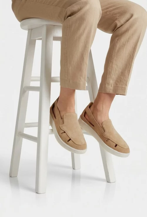 Pantofi dama NUR bej din piele intoarsa cu decupaje