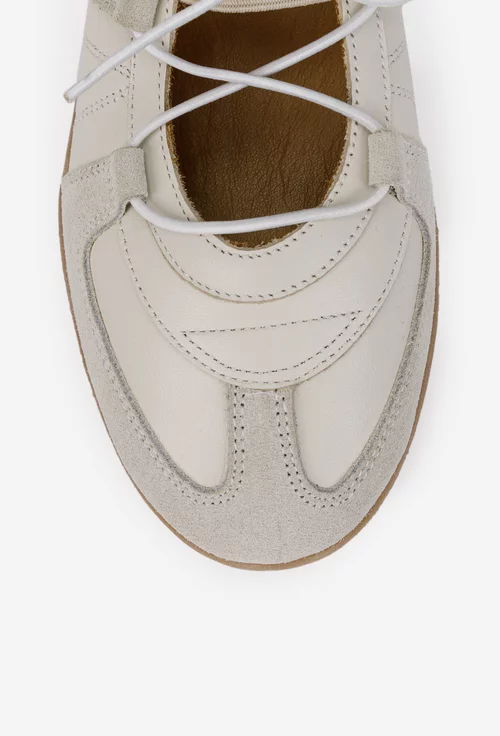 Pantofi dama NUR din piele bej cu siret elastic