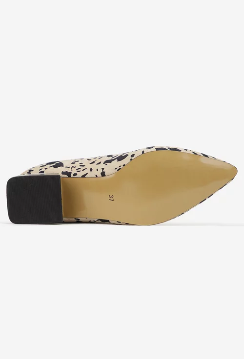 Pantofi dama NUR din piele intoarsa bej cu imprimeu negru