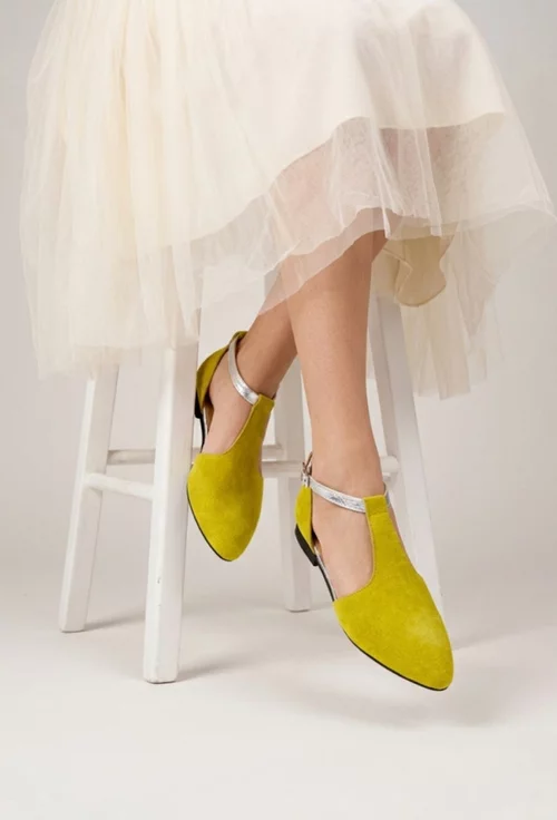 Pantofi dama NUR din piele intoarsa galbena cu decupaje