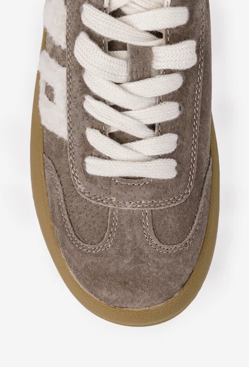 Pantofi dama NUR din piele intoarsa maro accesorizati cu blanita