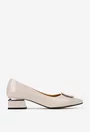 Pantofi dama NUR din piele lacuita bej cu ornament