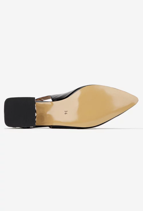 Pantofi dama NUR din piele lacuita neagra cu ornament