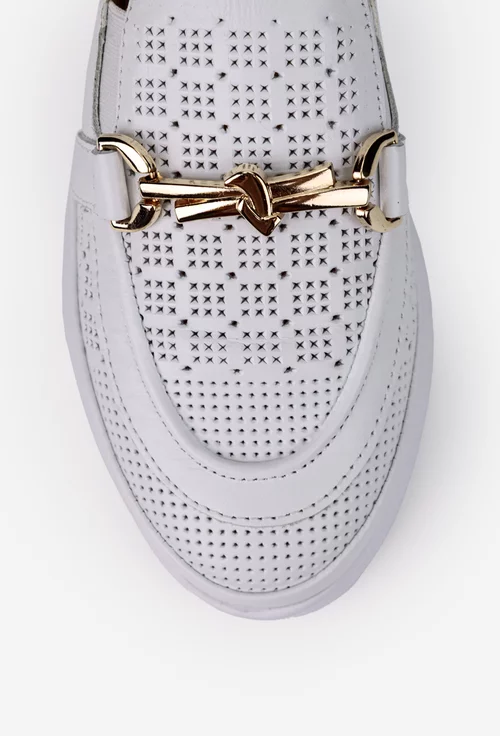 Pantofi dama NUR din piele perforata alba cu ornament