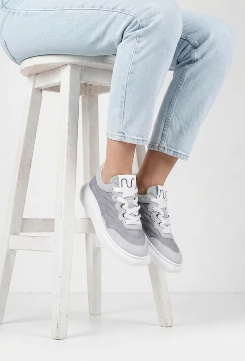 Pantofi dama NUR gri cu alb din material textil si piele texturata