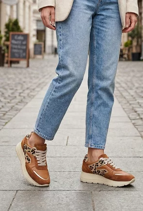 Pantofi dama NUR maro din piele cu detalii animal print