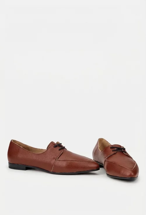 Pantofi dama NUR maro din piele texturata cu varful ascutit